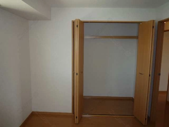 北洋間（収納）