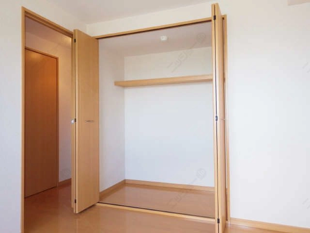 洋室（北）収納