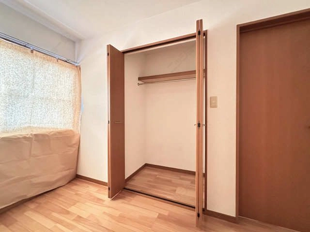 収納（２階北洋室）