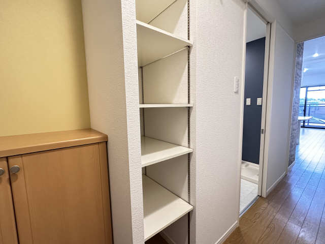 収納（廊下）