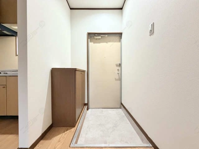 玄関内