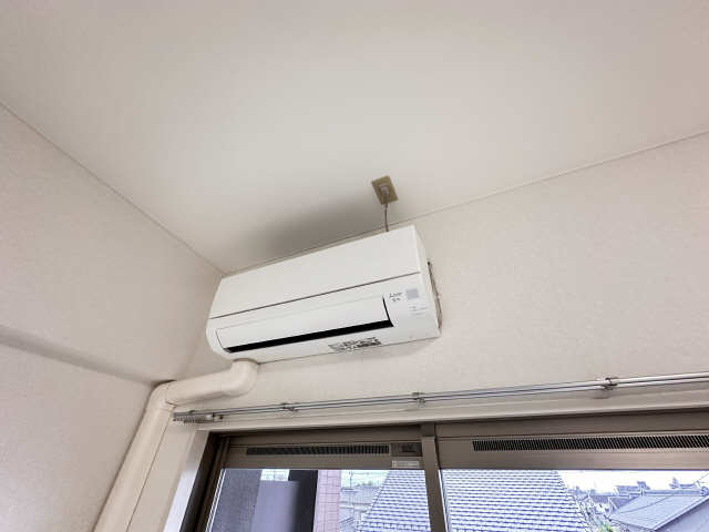 エアコン（リビング）