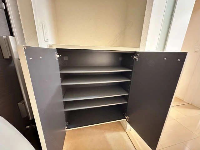 シューズボックス