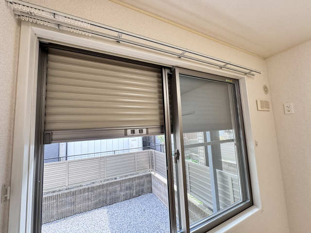 シャッター雨戸
