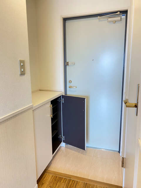 シューズボックス