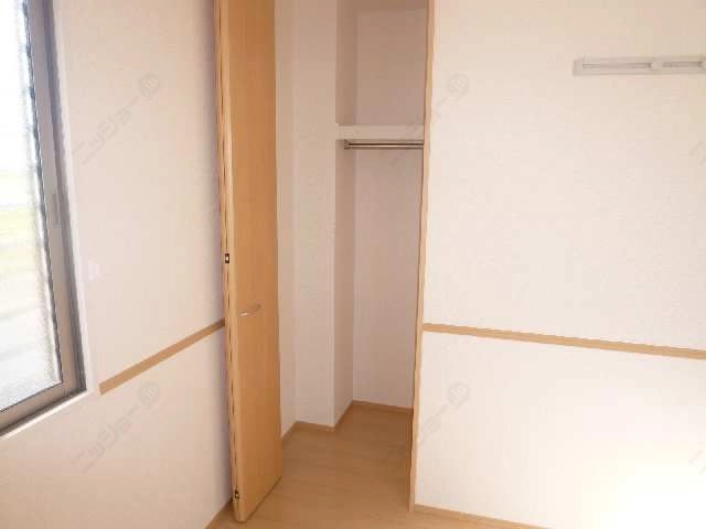 洋室（南）収納