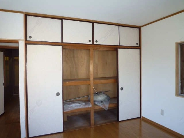 2F洋室(7,5)収納