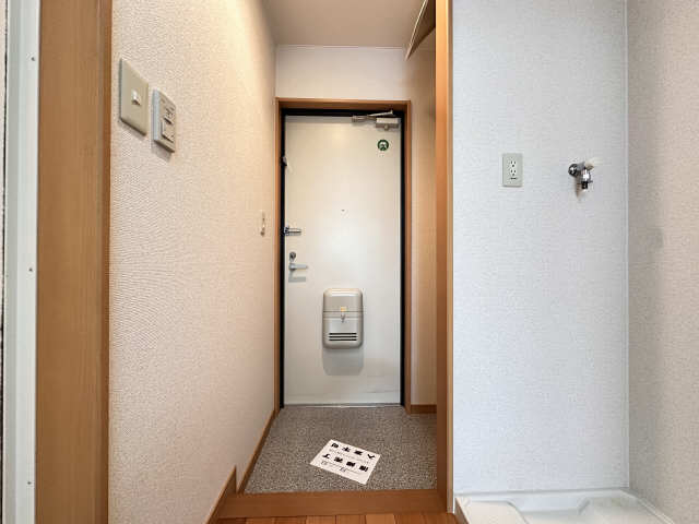 玄関内