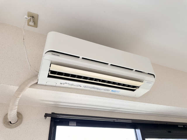 エアコン（リビング西側）