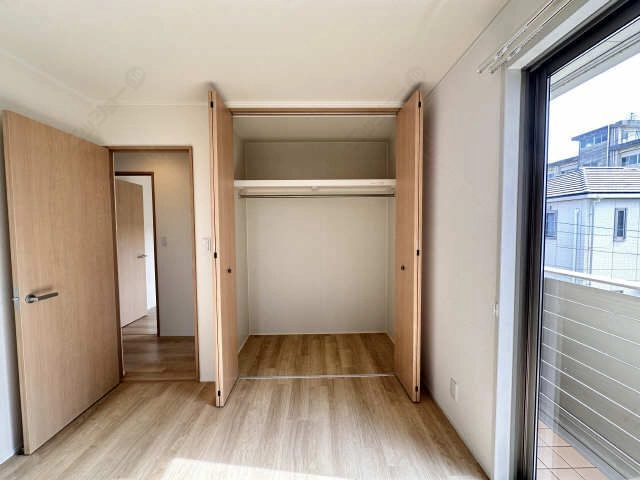 収納（南西洋室）