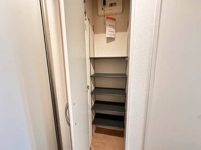 シューズボックス