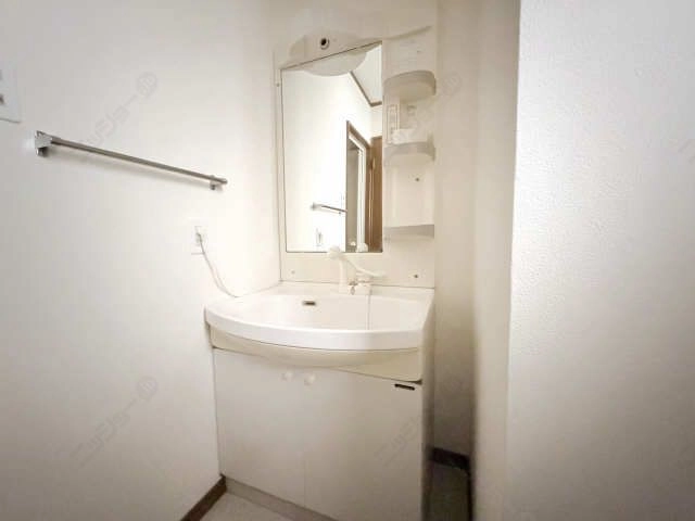 シャワー付洗面台