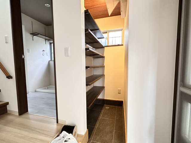 シューズクローク