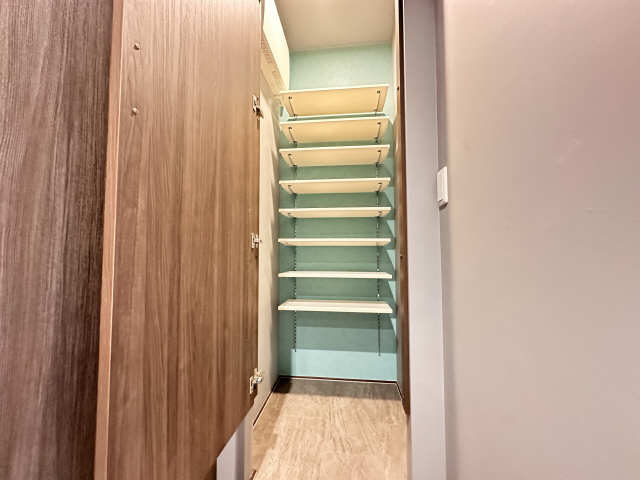 シューズボックス