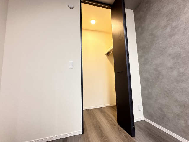 収納（南洋室）