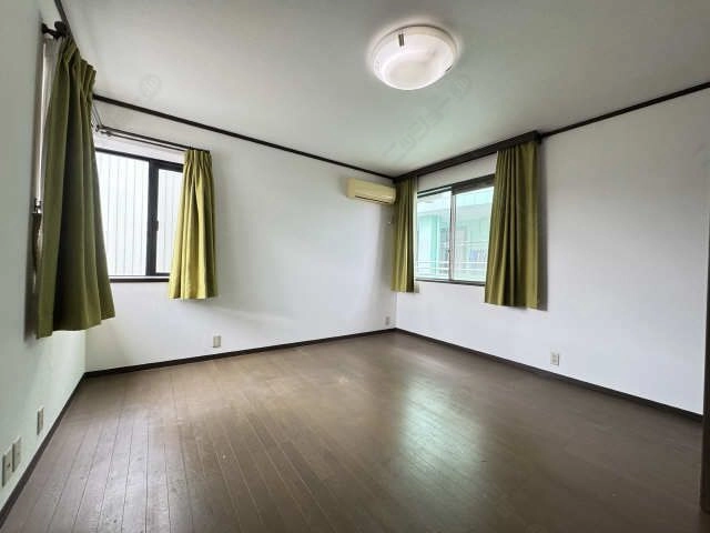 洋室（２階北）