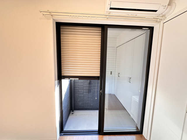 シャッター雨戸（洋室）