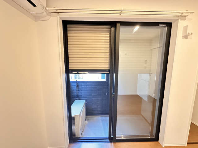 シャッター雨戸（洋室）