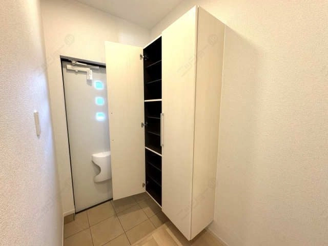シューズボックス