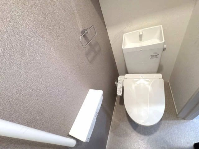 シャワー付トイレ