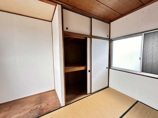 収納（２階和室）