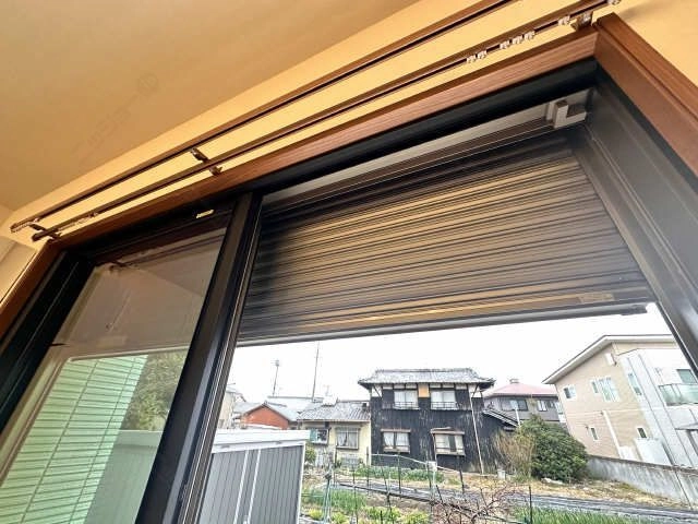 シャッター雨戸