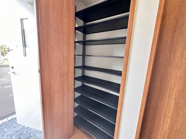 シューズボックス