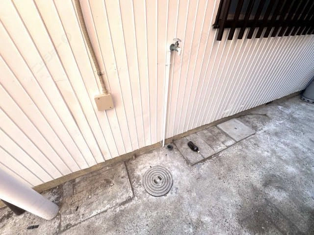 洗濯機置場（室外）