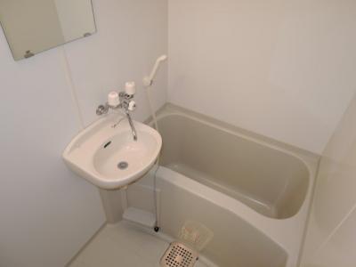 レオパレスタチバナ 2階 浴室