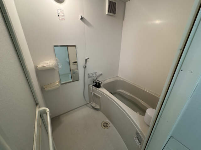 サン　アカナ　ミュー 2階 浴室