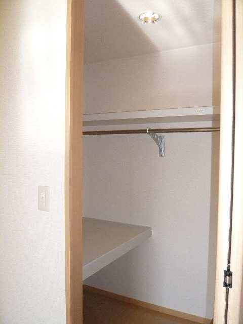 ｳｫｰｸｲﾝｸﾛｰｾﾞｯﾄ