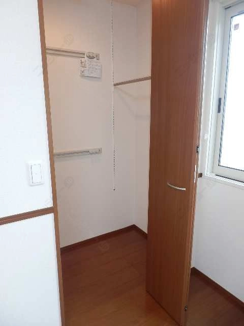 北洋室収納