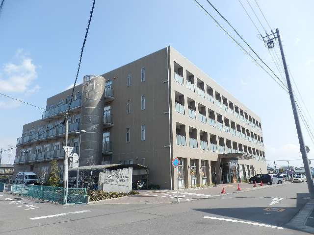 病院歩8分