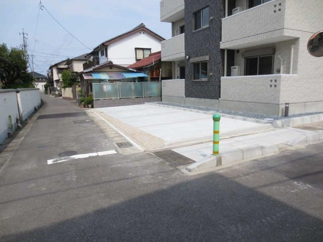 南側駐車場