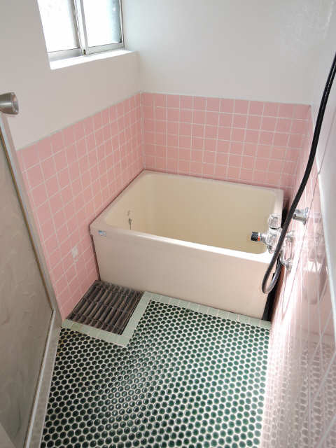 イーストハイツ 1階 浴室