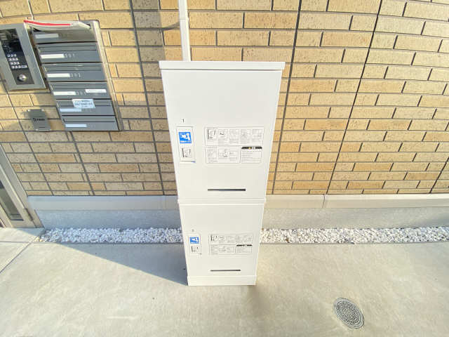 宅配ボックス