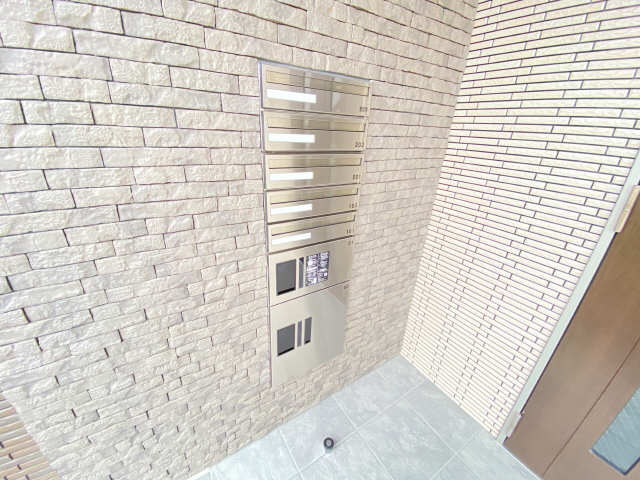 集合ポスト・宅配BOX