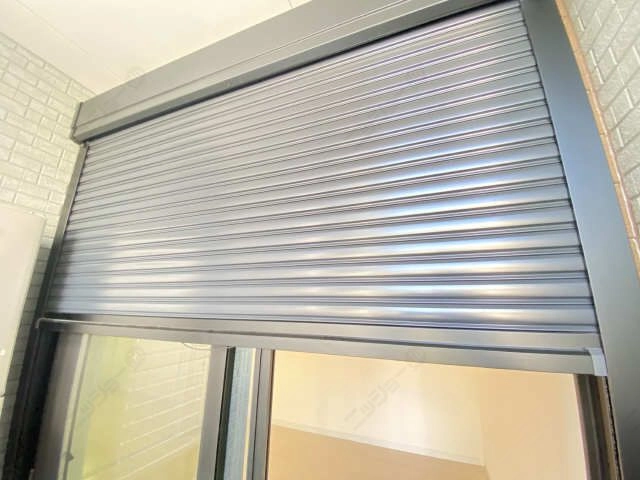 シャッター雨戸
