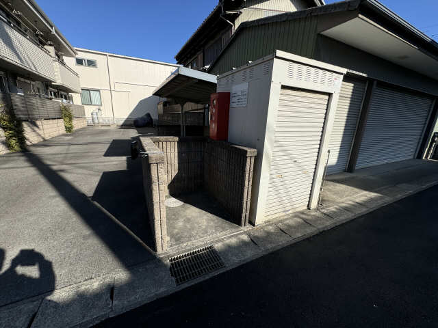 ゴミ置き場
