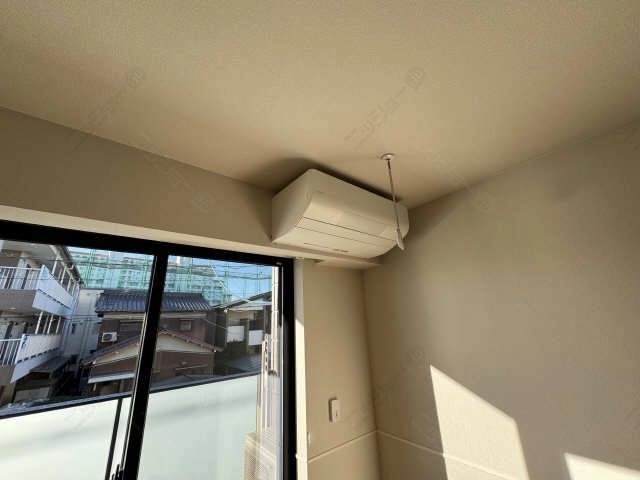 リビングエアコン