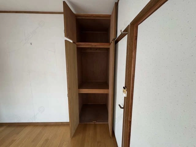 2F南東洋室　収納