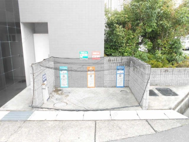 ごみ置場