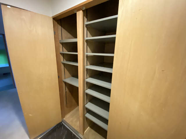 シューズBOX