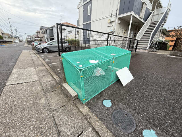 ゴミ置き場