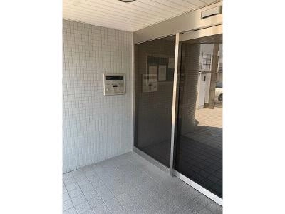 エントラ  ンス