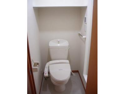 レオパレス鴻の巣 1階 WC