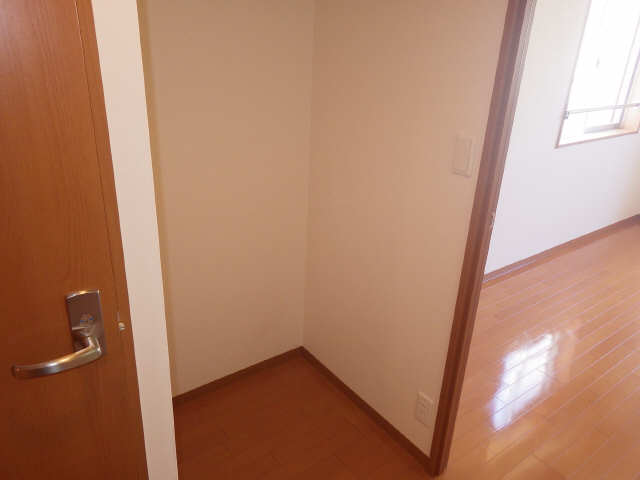 冷蔵庫置き場