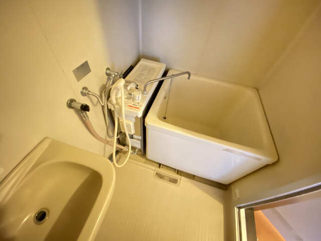 ファミール竹の山 2階 浴室