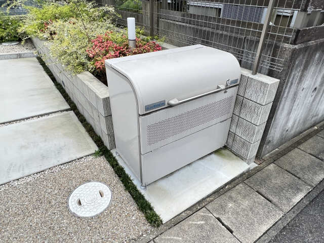 ゴミ置き場