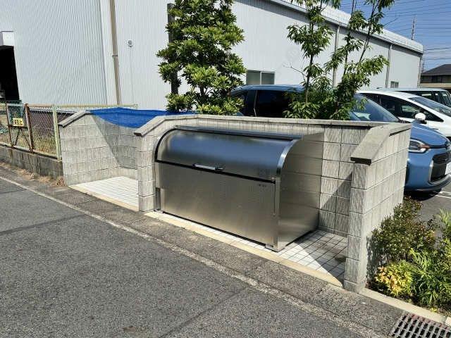 ゴミ置き場